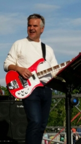 Happy bassist - Marc